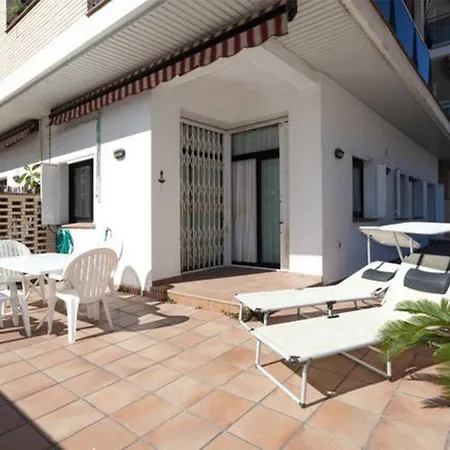 P3. Gillman, Apartman Pineda de Mar